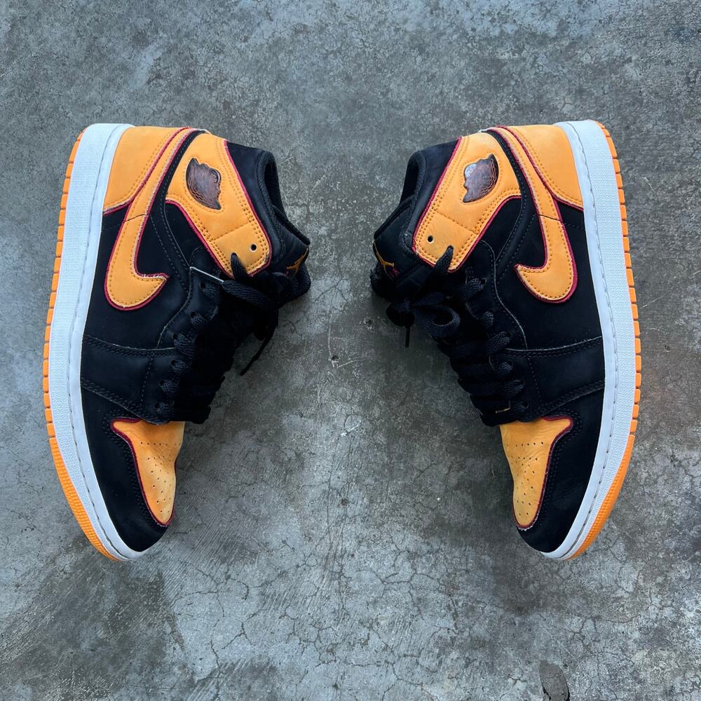 Jordan 1 Mid SE Fat Tongue Vivid Orange Black FJ4923-008 Men's Size 8.5